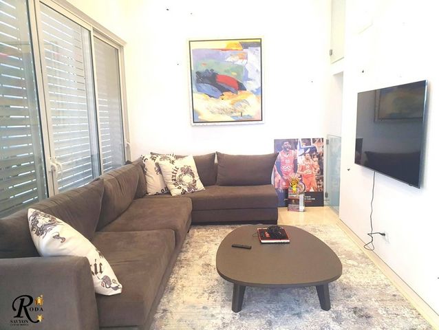 בית פרטי/ קוטג', סביון