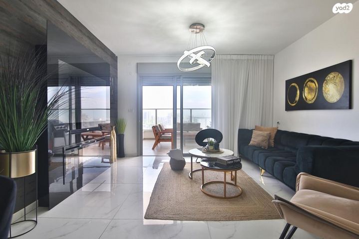 דירה, ש"י עגנון, משכנות האומנים, קרית מוצקין