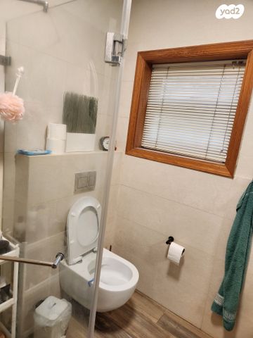 דו משפחתי, כרמים, מעוז ציון א', מבשרת ציון