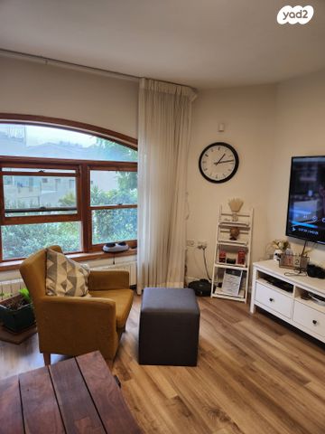 דו משפחתי, כרמים, מעוז ציון א', מבשרת ציון