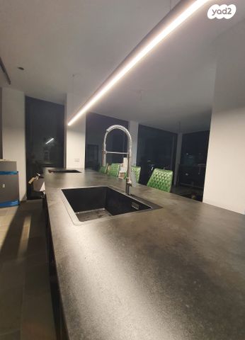 בית פרטי/ קוטג', עומר