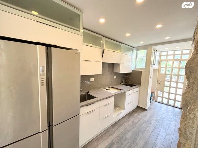 גג/ פנטהאוז, מנחם אוסישקין, רחביה, ירושלים