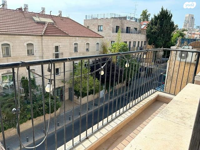 גג/ פנטהאוז, מנחם אוסישקין, רחביה, ירושלים