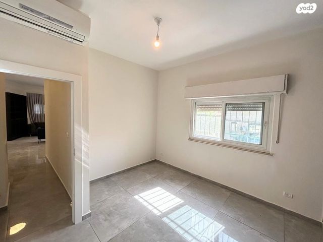 גג/ פנטהאוז, מנחם אוסישקין, רחביה, ירושלים