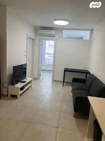 לוין אפשטיין 