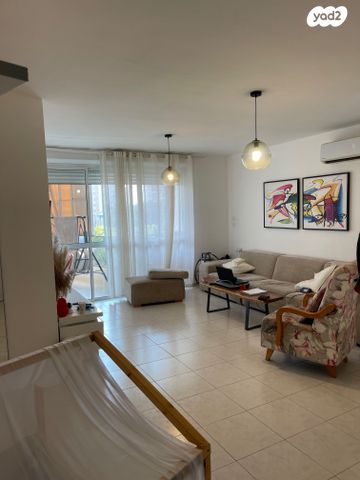 דירה, האורגן, נאות אשלים, ראשון לציון