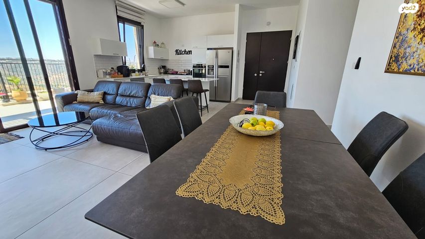 גג/ פנטהאוז, אבנר חי שאקי, גילה, ירושלים