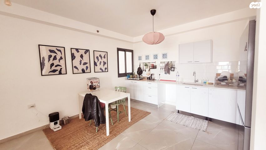 דירה, דולפין 2, גלי כרמל, טירת כרמל