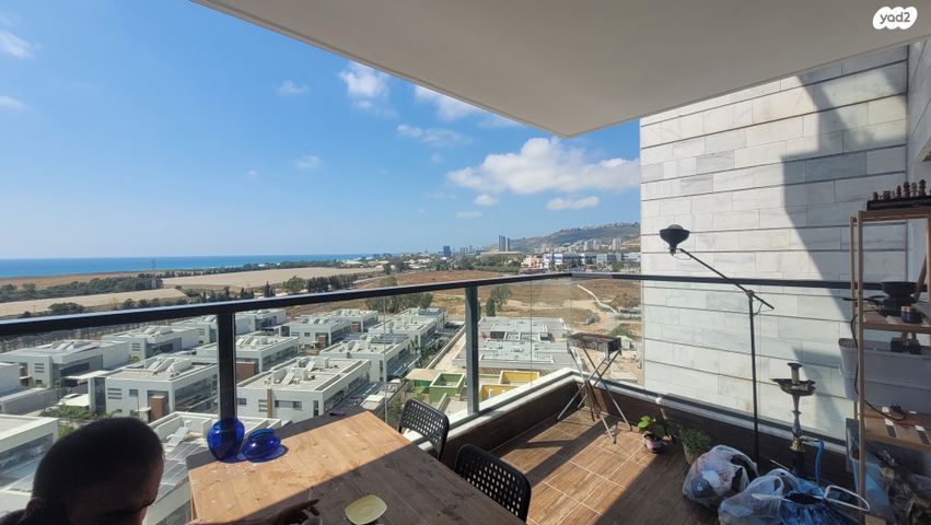 דירה, דולפין 2, גלי כרמל, טירת כרמל