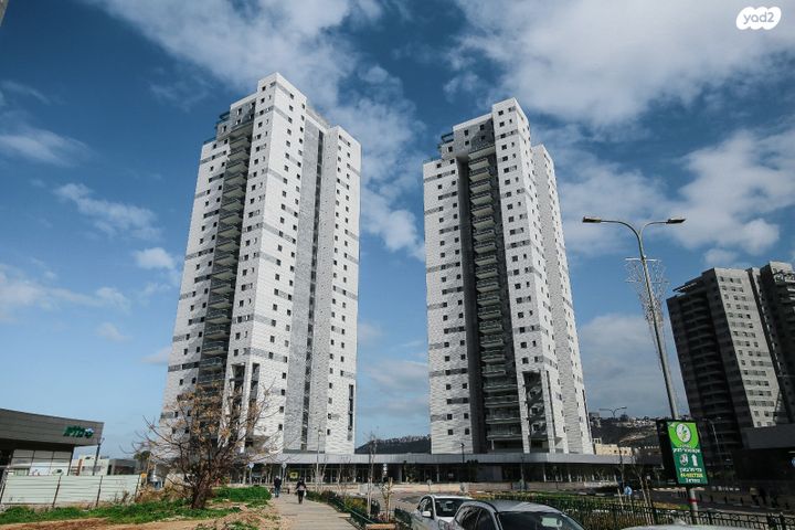 דירה, דולפין 2, גלי כרמל, טירת כרמל