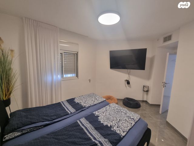 גג/ פנטהאוז, יקינטון, קרית ביאליק