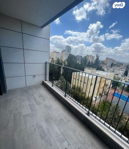 דירה, שדרות הקונגרס, אזור הבילויים, רמת גן