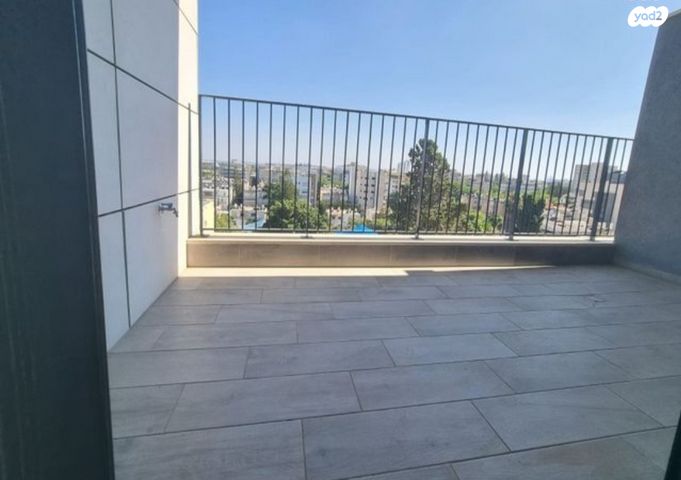 דירה, שדרות הקונגרס, אזור הבילויים, רמת גן