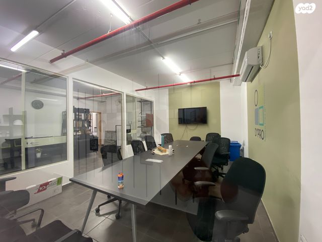 משרדים, פארק תעשיות עמק חפר