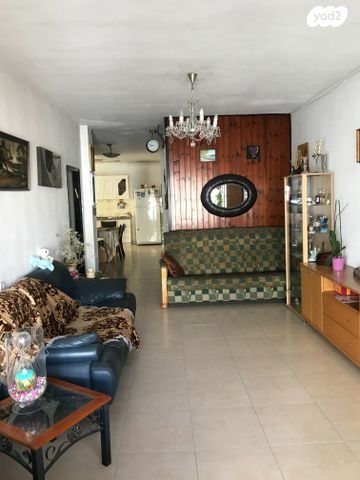 דירה, טרכטנברג, אברמוביץ', ראשון לציון