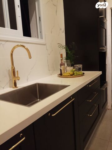 בניין מגורים, קסל, הרצליה, חיפה