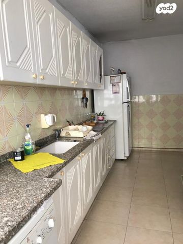 דירה, טרכטנברג, אברמוביץ', ראשון לציון