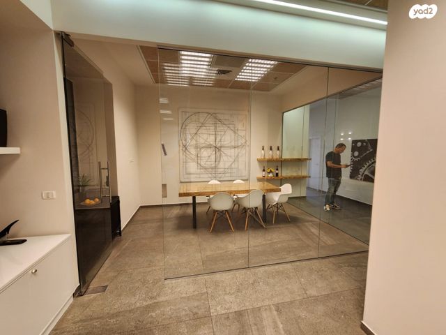 משרדים, דרך לב השרון 42, צורן, קדימה צורן