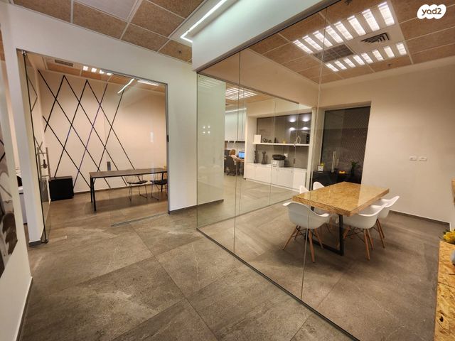 דרך לב השרון 42