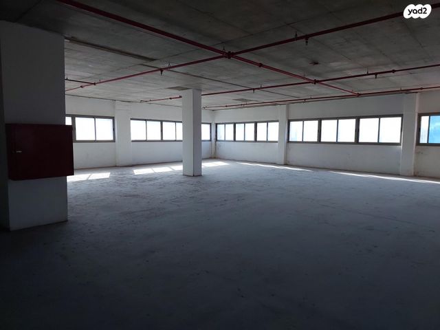 מבני תעשיה, לוד