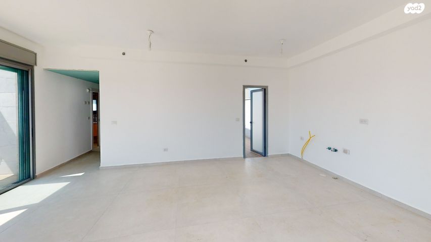 גג/ פנטהאוז, הצפירה, מרכז, קרית עבודה, חולון