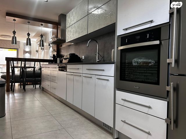 דו משפחתי, לבאות, ערד