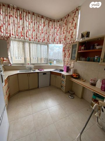 דירת גן, יורדי הסירה, קטמון הישנה, ירושלים