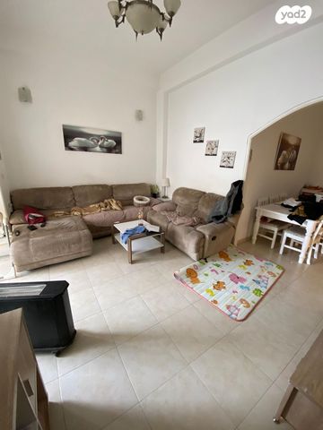 דירת גן, יורדי הסירה, קטמון הישנה, ירושלים