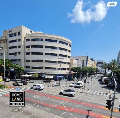 משרדים, כיאט, שער פלמר, תחנת רכבת השמונה, חיפה