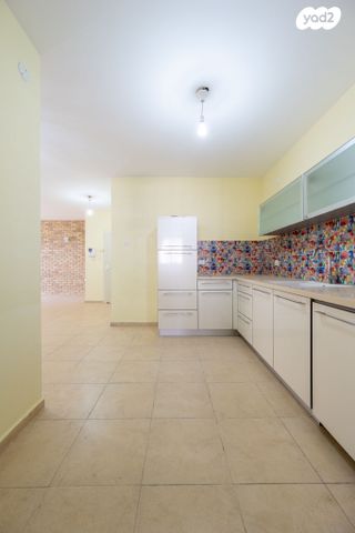 דירה, עזריאל 6, נווה דקלים, פתח תקווה