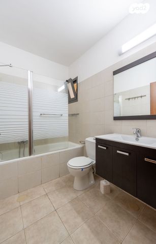 דירה, עזריאל 6, נווה דקלים, פתח תקווה