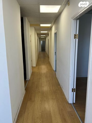 משרדים, היוזמים, אזור תעשיה יהלום, אור יהודה