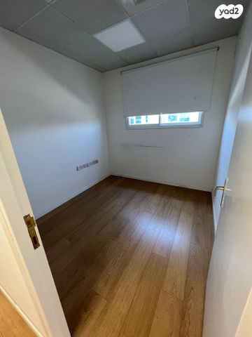 משרדים, היוזמים, אזור תעשיה יהלום, אור יהודה