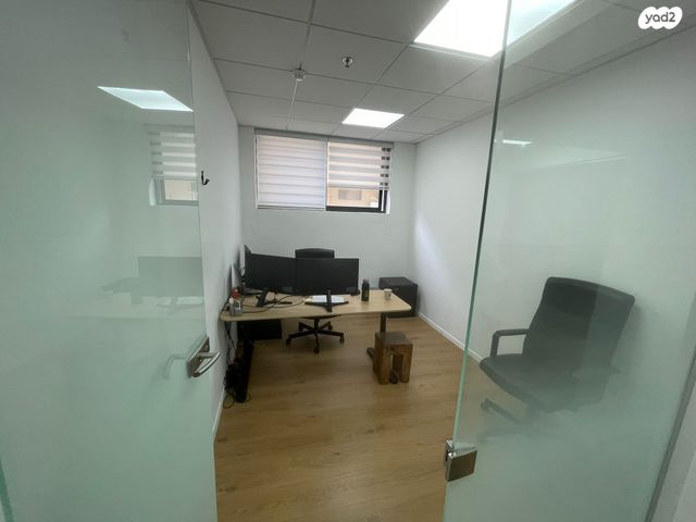 משרדים, דרך השלום, נחלת יצחק, תל אביב יפו