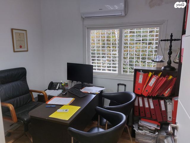 משרדים, רוטשילד, ראשון לציון