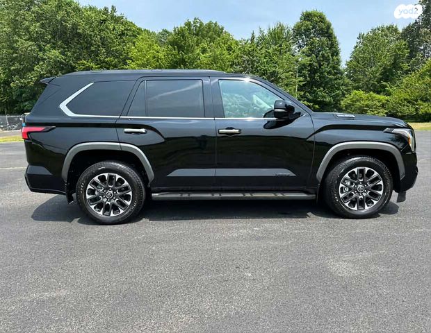 טויוטה סקויה