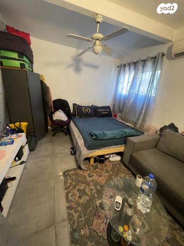 דירה, שדרות חכמי ישראל, שפירא, תל אביב יפו