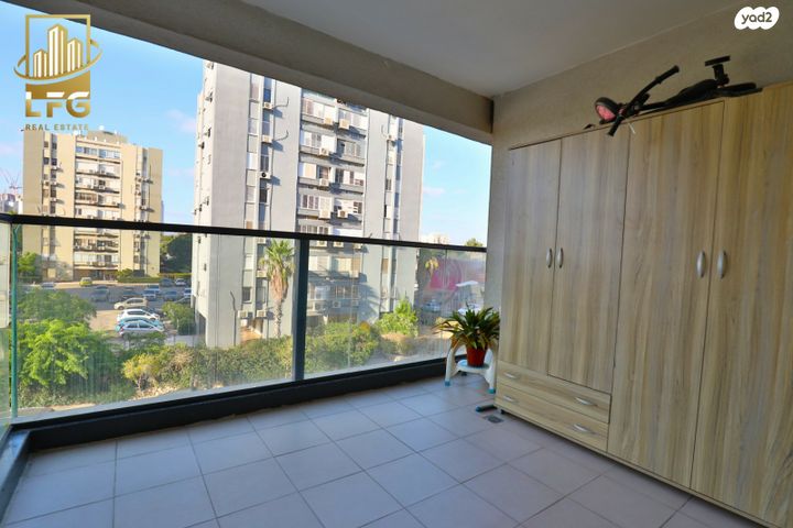 דירה, ש"י עגנון, קרית נורדאו, נתניה