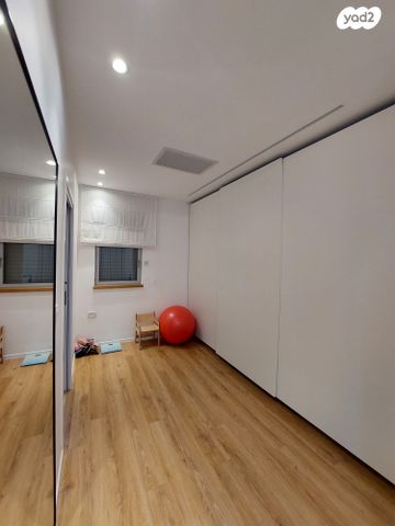 בית פרטי/ קוטג', נעמי שמר, ברנע, אשקלון