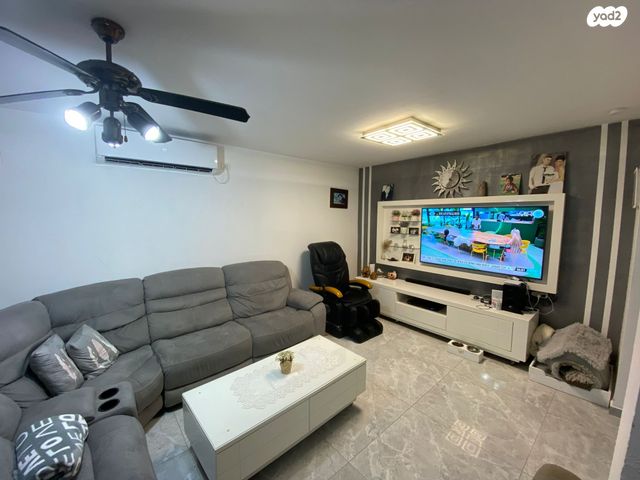 דירה, בית אריה / עופרים