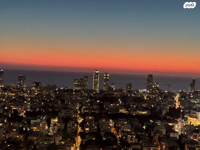 דירה, קניוק יורם 7, גני שרונה, קרית הממשלה, תל אביב יפו