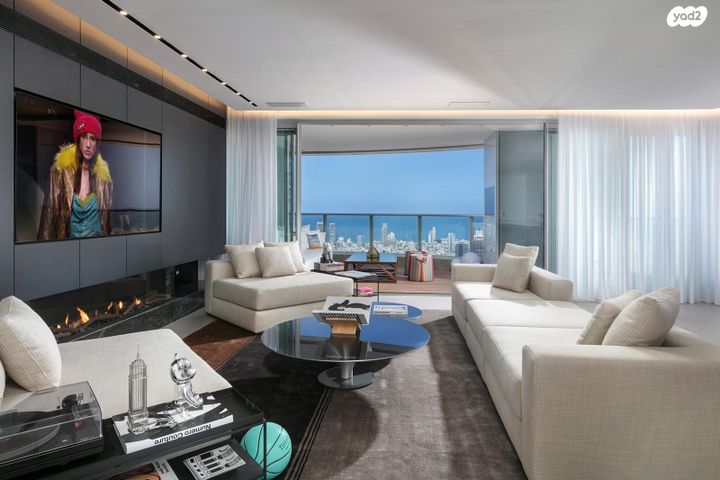 דירה, החשמונאים 96, גני שרונה, קרית הממשלה, תל אביב יפו