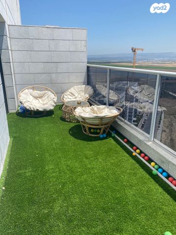 גג/ פנטהאוז, אהוד מנור 4, נאות אפק, אפקה, קרית ביאליק