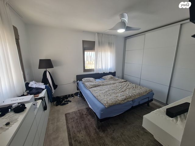 גג/ פנטהאוז, עבודה, אברמסקי, קרית אתא