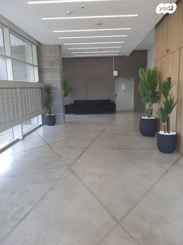 דירה, יצחק אבינו 13, שכונה ד', באר שבע