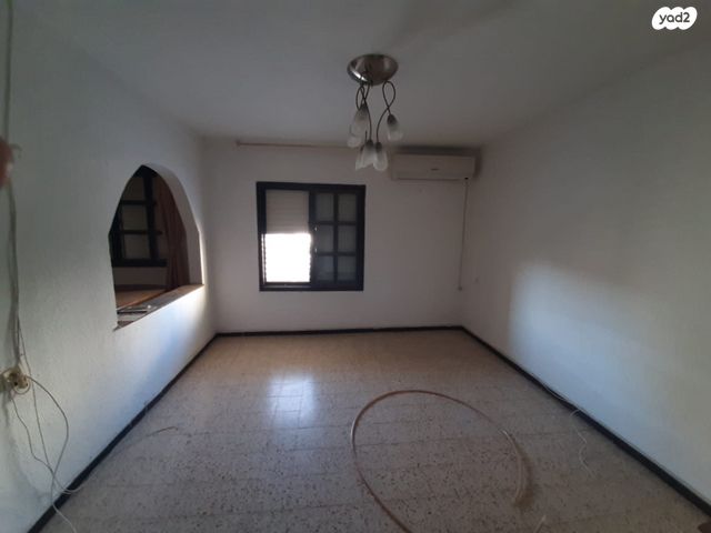 דירה, מבצע קלשון, שכונה ו', באר שבע