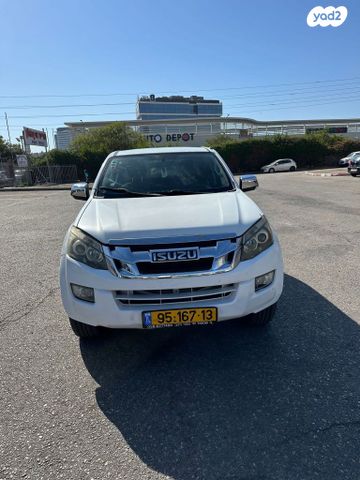 איסוזו די-מקס