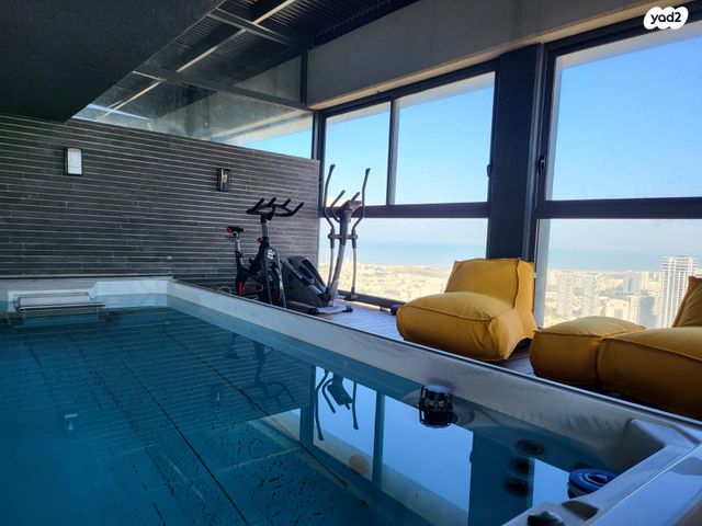 גג/ פנטהאוז, סיטי, גבעתיים