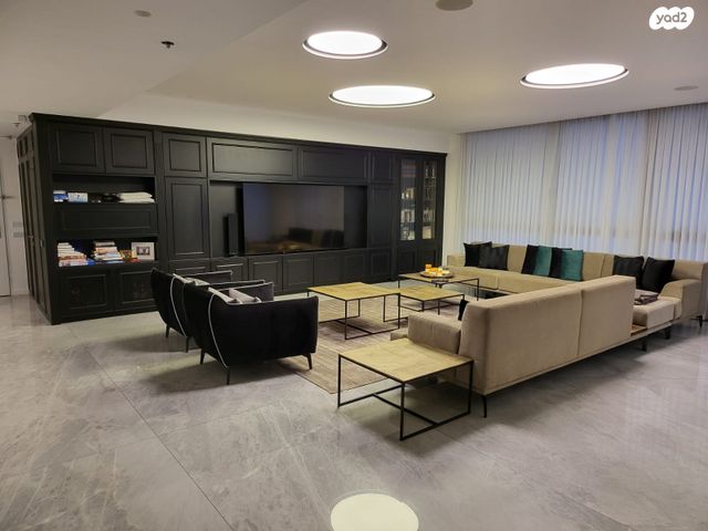 גג/ פנטהאוז, סיטי, גבעתיים