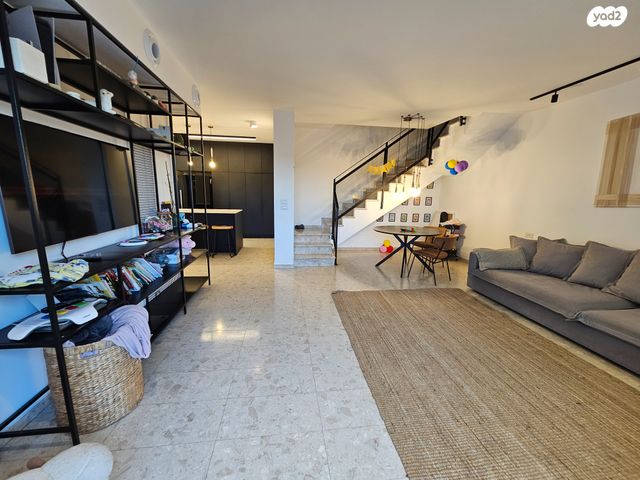 בית פרטי/ קוטג', בית דגן